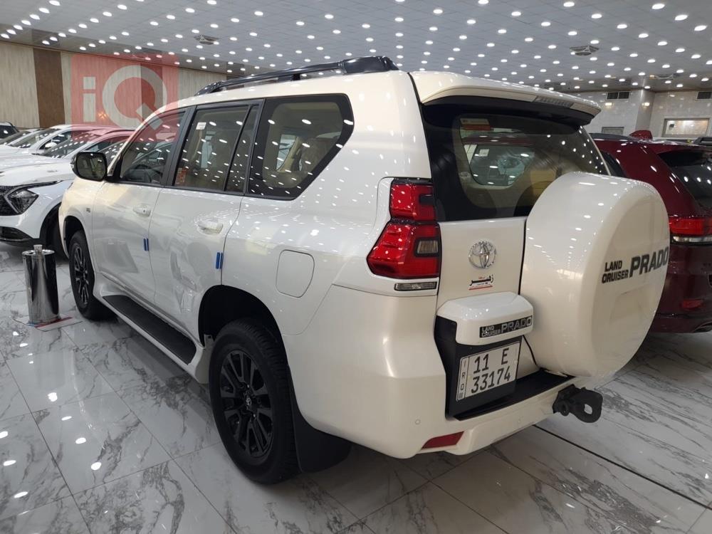 تۆیۆتا لاندكروزر پرادۆ